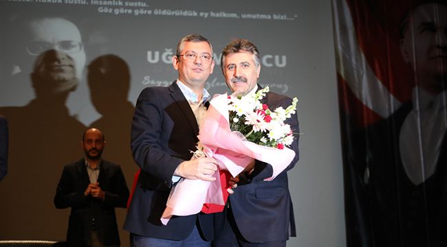 'UĞUR MUMCU' BAYRAKLI'DA ANILDI