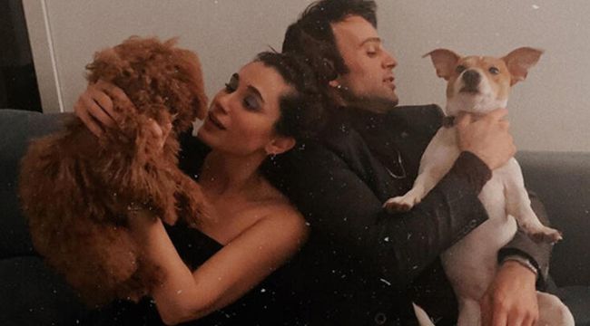 Ünlü çift aşkını ilan etti