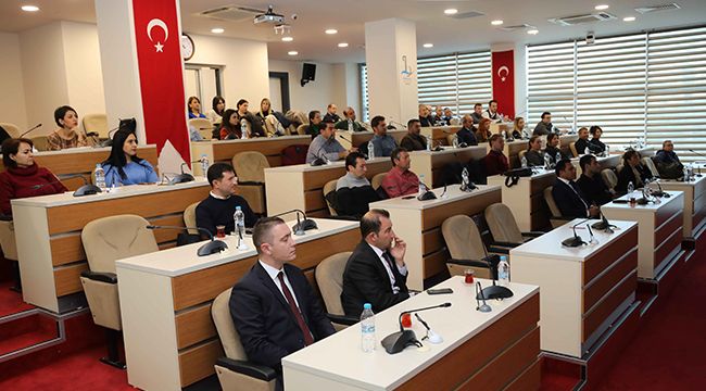 BAYRAKLI BELEDİYESİ'NDEN İHALE EĞİTİMİ