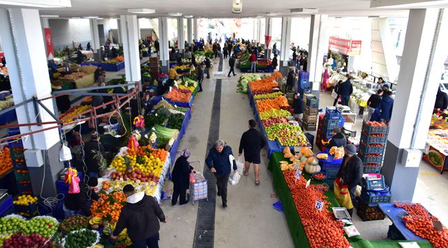 BORNOVA'DA DÖRDÜNCÜ PAZARYERİ HEYECANI