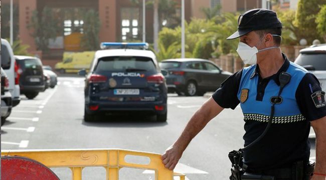 Corona virüsü Yunanistan'a sıçradı
