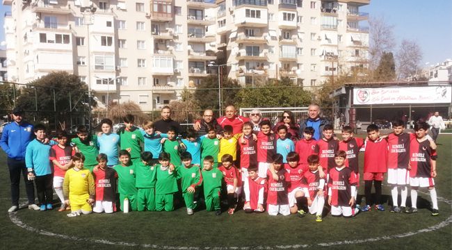 DEMİRKÖPRÜ SPOR KULÜBÜNE KADIN BAŞKAN