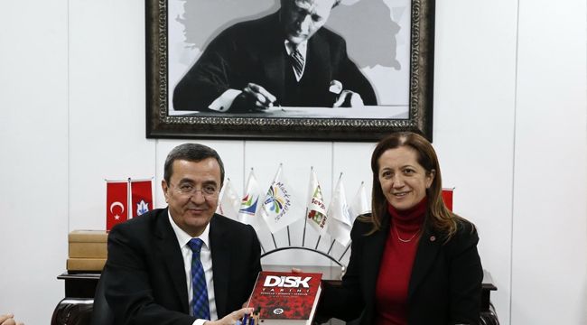 DİSK'TEN BAŞKAN BATUR'A ZİYARET