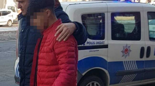 Dükkan çalışanı çocuk iş yeri sahibini bıçakladı
