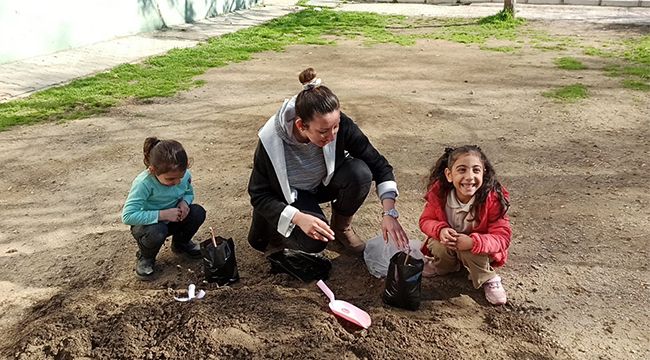 EFES SELÇUKLU ÇOCUKLAR YERLİ TOHUMLA TANIŞIYOR