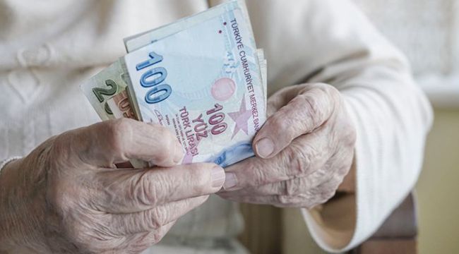 Emeklilerin 36 TL kesintisi isyanı