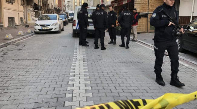 Esenyurt'ta dehşet! Vurdu, başında bekledi...