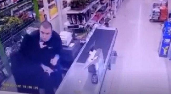 HİÇBİR ŞEY ALAMADAN KAÇTI