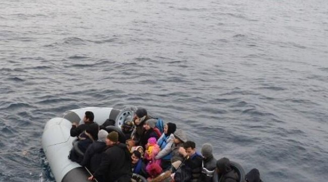 İzmir'de göçmenlere fırtına engeli
