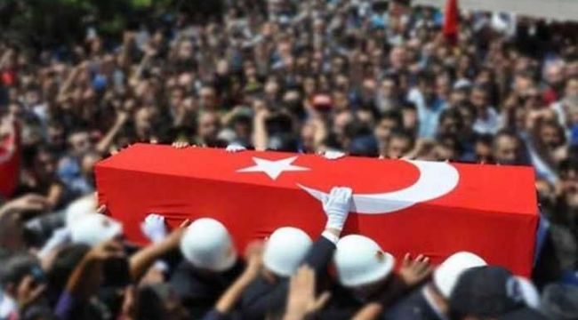 İZMİR'E ŞEHİT ATEŞİ DÜŞTÜ
