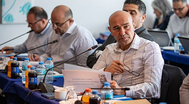 İZMİR'İN BAŞKANLARI MENDERES'TE TOPLANDI