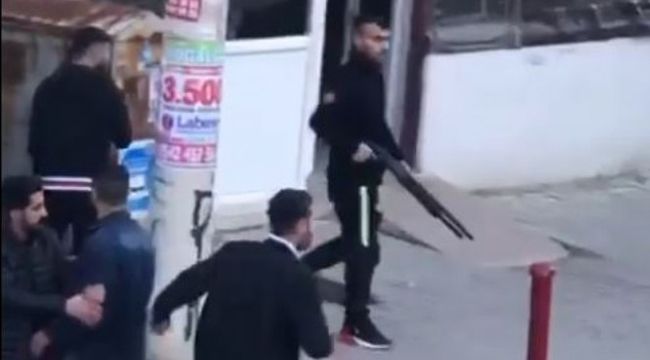 İZMİR'İN GÖBEĞİNDE PANİK ANLARI
