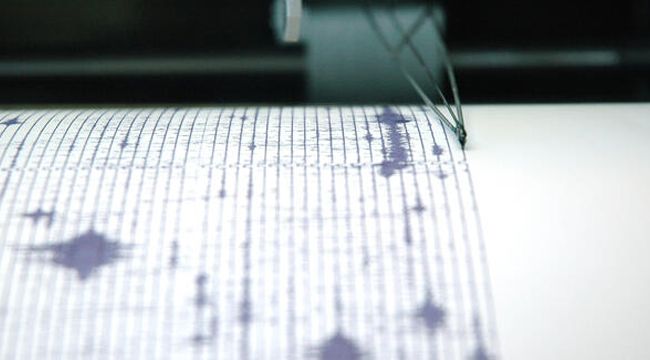 Manisa'da 5 dakikada 5 deprem