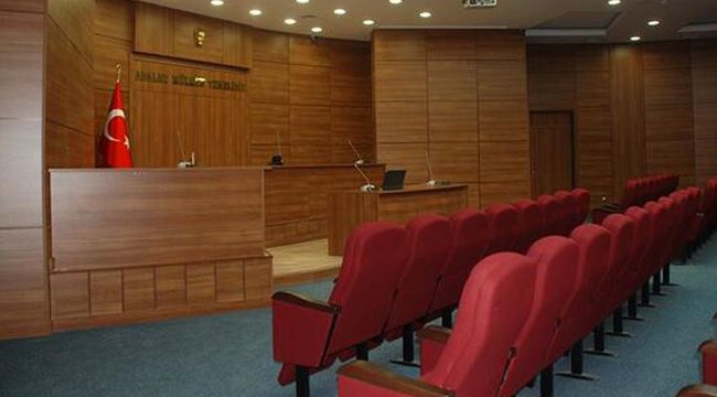 'Mit Kumpası' için ağırlaştırılmış hapis istemi