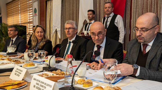 ÖDEMİŞ'TE MUHTARLAR ZİRVESİ