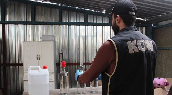 Sahte etil alkolden 2 kişi tutuklandı