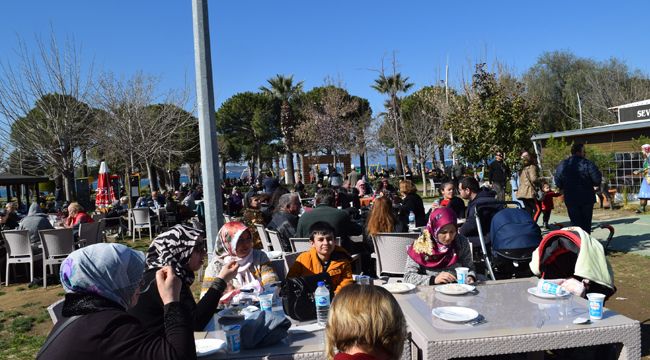 ALİAĞA'DA ŞEHİTLERE MEVLÜT OKUTULDU