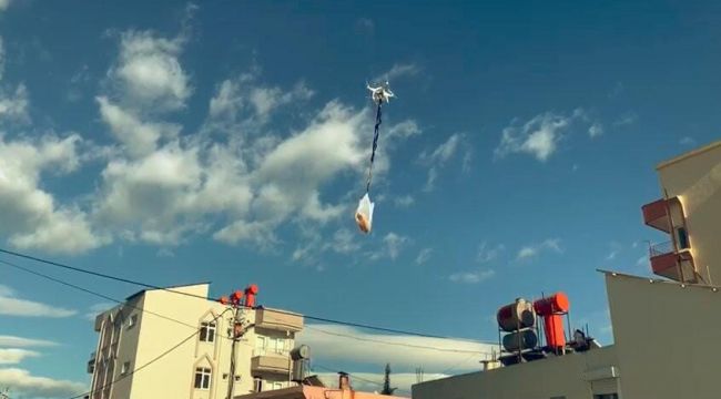 Alışveriş için evden markete drone yolladı