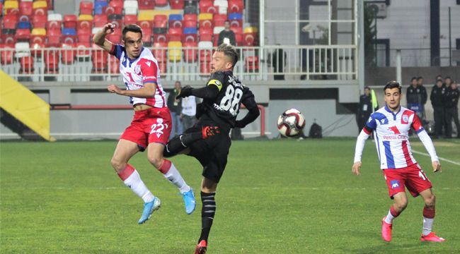Altay  sahasında Altınordu’yu 1-0 mağlup etti