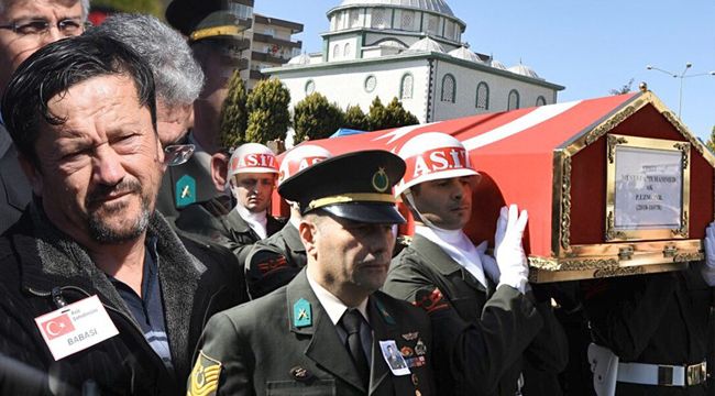 BABADAN YÜREK YAKAN BAKIŞ