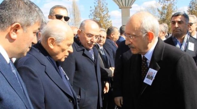 Şehit Cenazesinde Bahçeli'den şaşırtan hareket