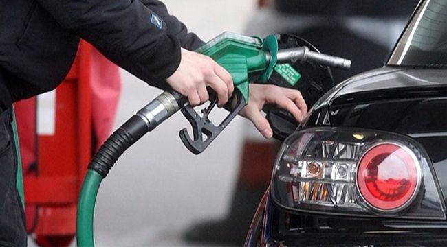 Benzine bu gece zam geliyor