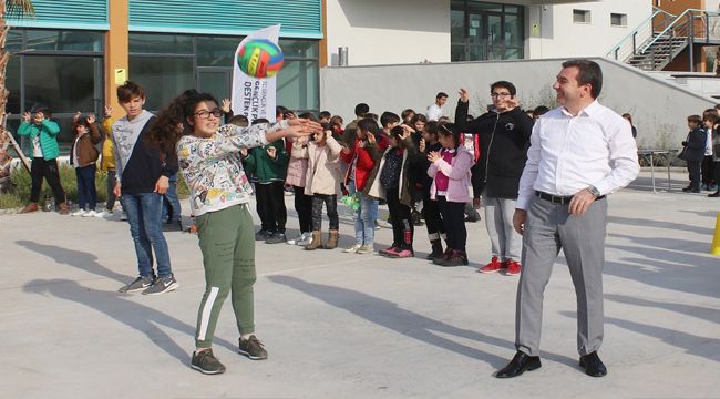 BERGAMA BELEDİYESİ'NDEN TURNUVA