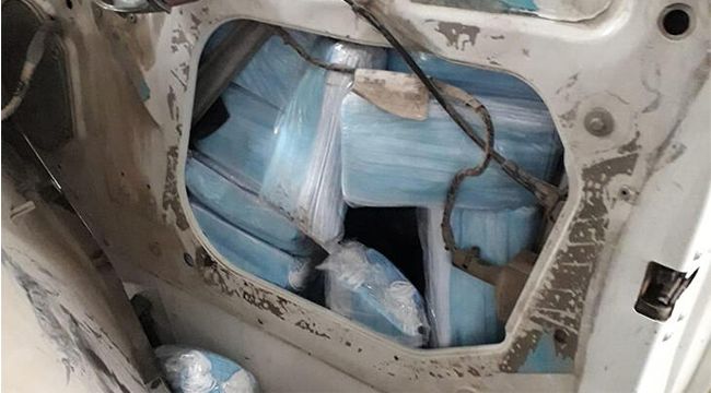 Binlerce maske oradan çıktı