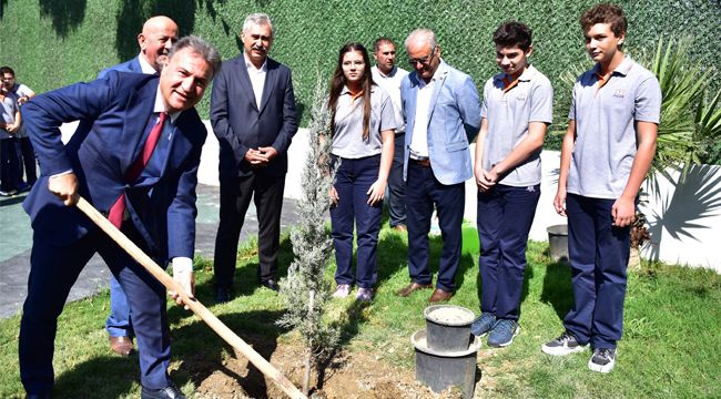 BORNOVA’YA 4 YENİ PARK