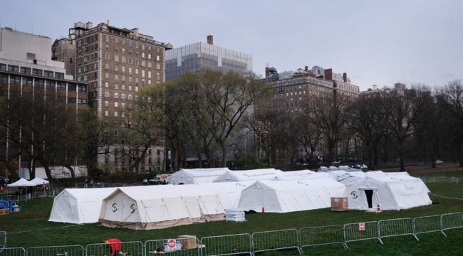 Central Park'ta sahra hastanesi kuruldu