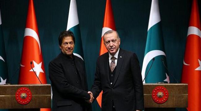 Cumhurbaşkanı Erdoğan Pakistan Başbakanı İmran Han ile görüştü