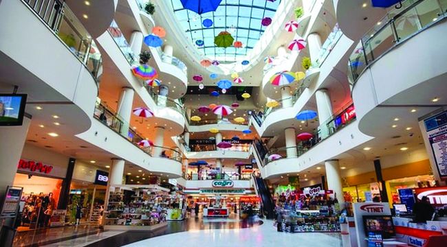 DEV MAĞAZALAR BİR BİR KAPANIYOR