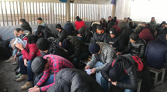 Göçmenler İzmir'i tercih etmedi