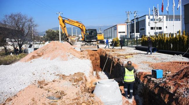 İBB ALTYAPI ÇALIŞMALARINI DURDURDU