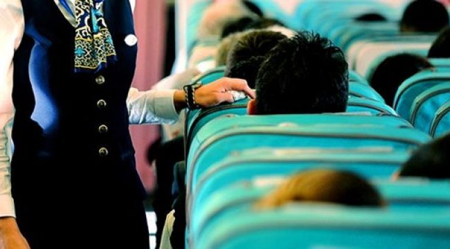 İngiltere’de uçmayan kabin personeli hastanelerde görev alacak