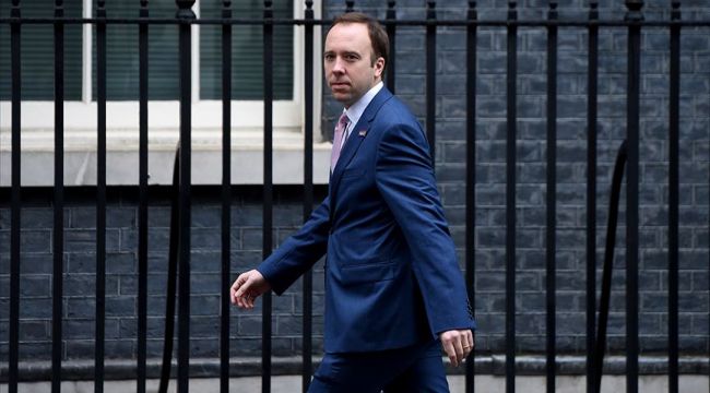 İngiltere Sağlık Bakanı Matt Hancock&#039;ın da  testi pozitif çıktı