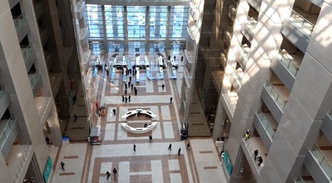 İstanbul Adalet Sarayı koridorları boş kaldı