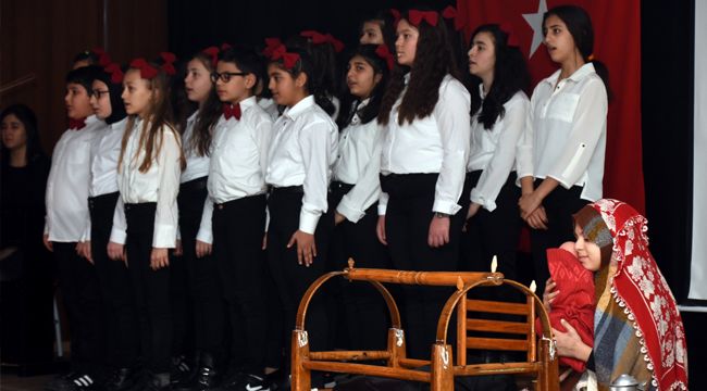 İSTİKLAL MARŞININ KABULÜNÜN 99'NCI YILI KUTLANDI
