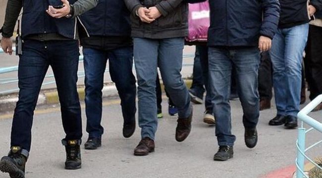 İZMİR'DE FETÖ OPERASYONU