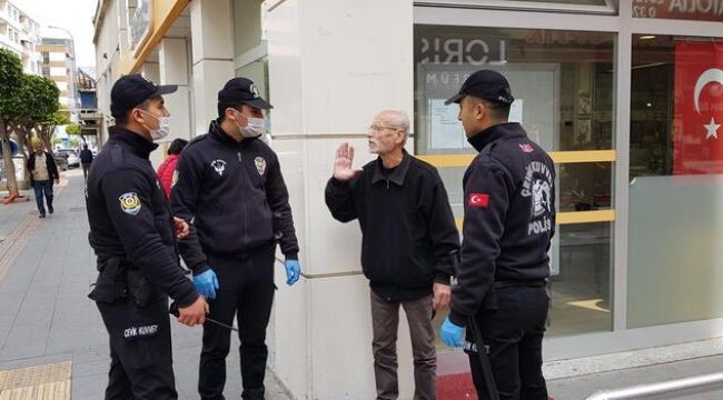 Maaşını çekmek için çıktı, polise yakalandı