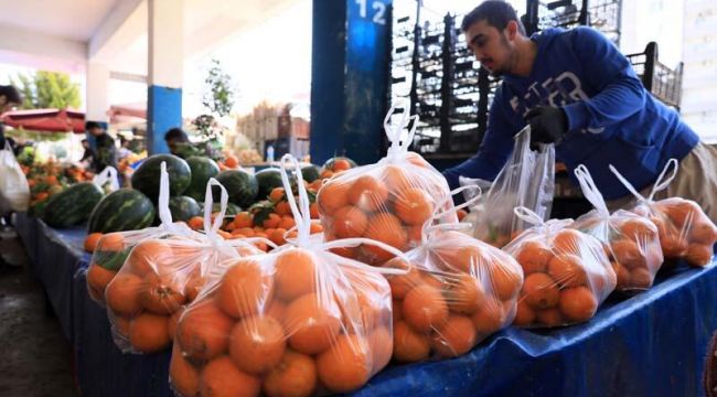 Pazar esnafı tüketicinin seçerek alma ısrarından dertli