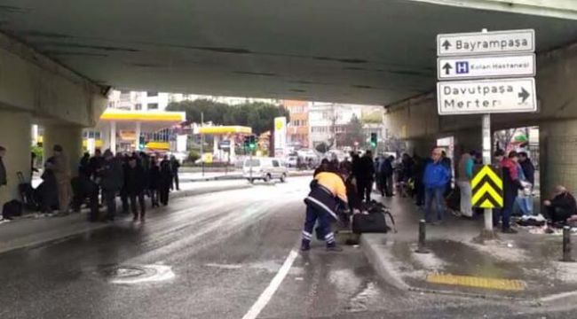 Sosyal mesafe uyarısına rağmen tedirgin eden görüntü