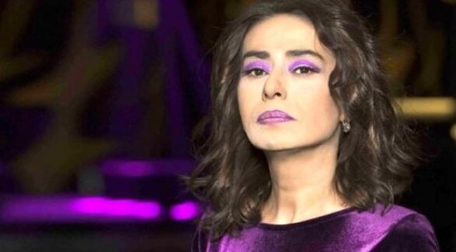 Yıldız Tilbe: Ellerimi yıkıyorum