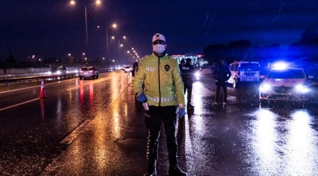 Yolcu otobüsü koronavirüs denetimine takıldı