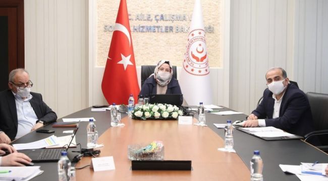 Bakan Zehra Zümrüt Selçuk Kısa Çalışma Ödeneği'ni görüştü