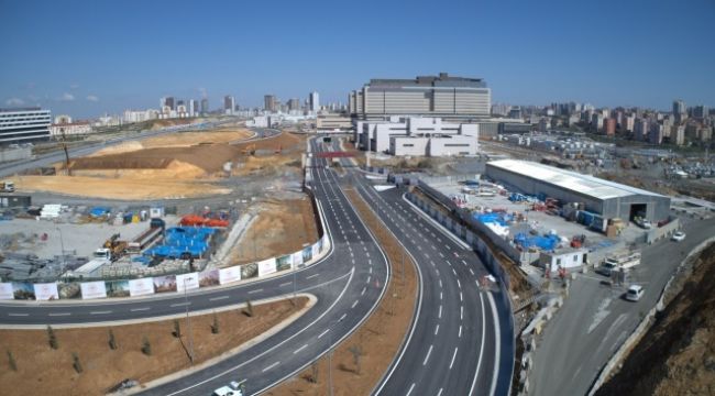 Başakşehir Şehir Hastanesi'nin açılışa 3 gün kala yolları ortaya çıktı