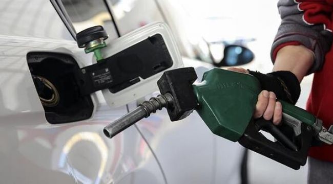Benzin ve motorine büyük indirim indirim