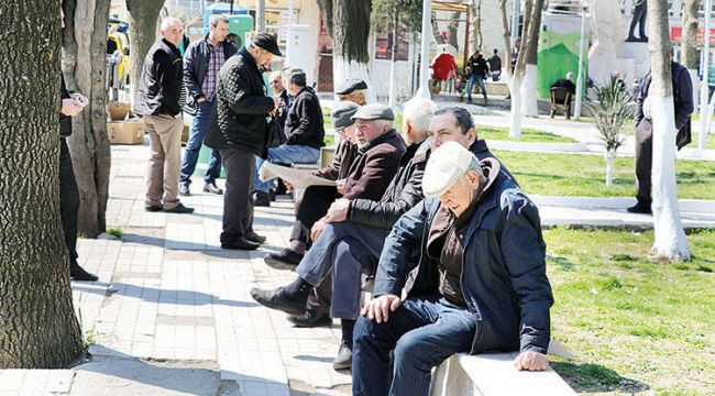 CHP'den Sağlık Bakanı Fahrettin Koca'ya '65 yaş' mektubu
