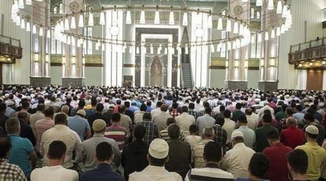 Diyanet'ten cuma namazı açıklaması