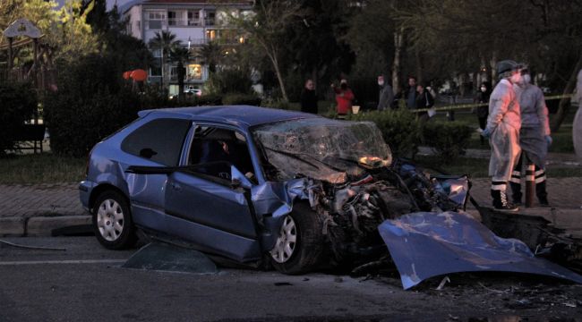 İzmir'de feci kaza: 1 ölü, 2 yaralı